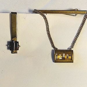 2 vintage tie bar clips gold and silver plated